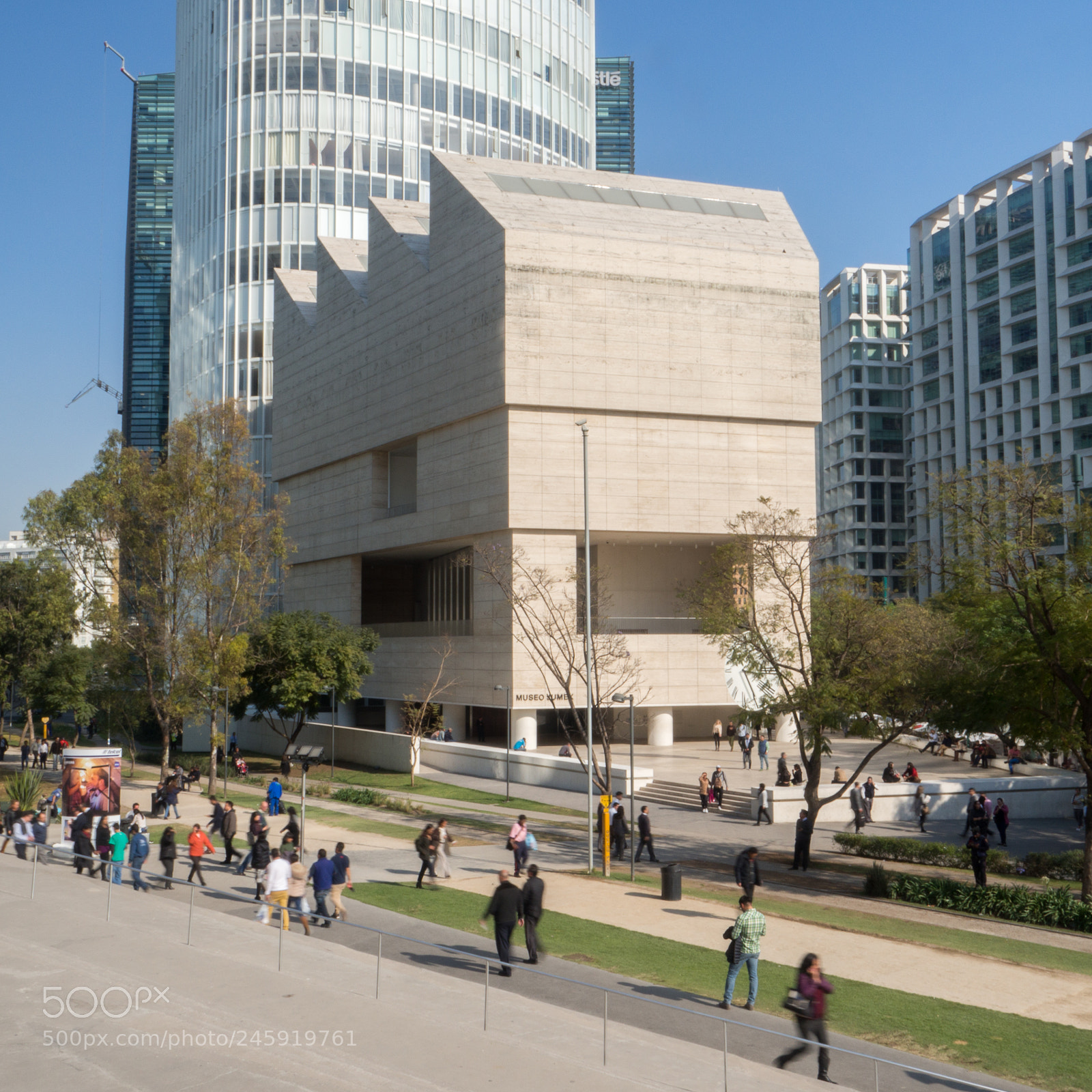 Olympus OM-D E-M10 sample photo. Museo jumex photography