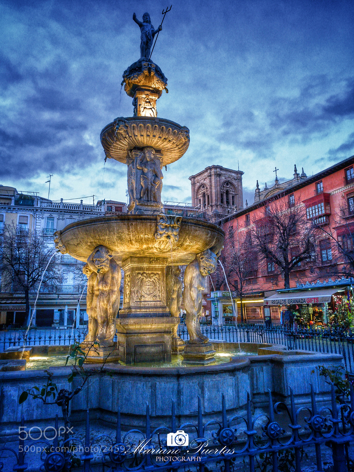 HUAWEI P9 sample photo. Fuente plaza bib-rambla, granada photography
