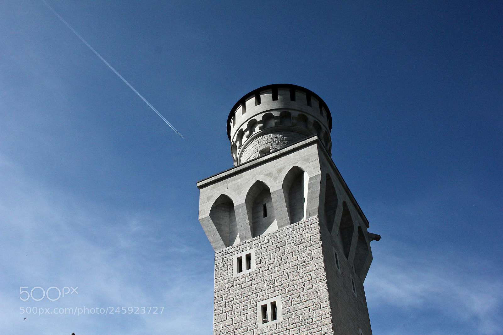 Canon EOS 550D (EOS Rebel T2i / EOS Kiss X4) sample photo. A tower at neuschwanstein photography