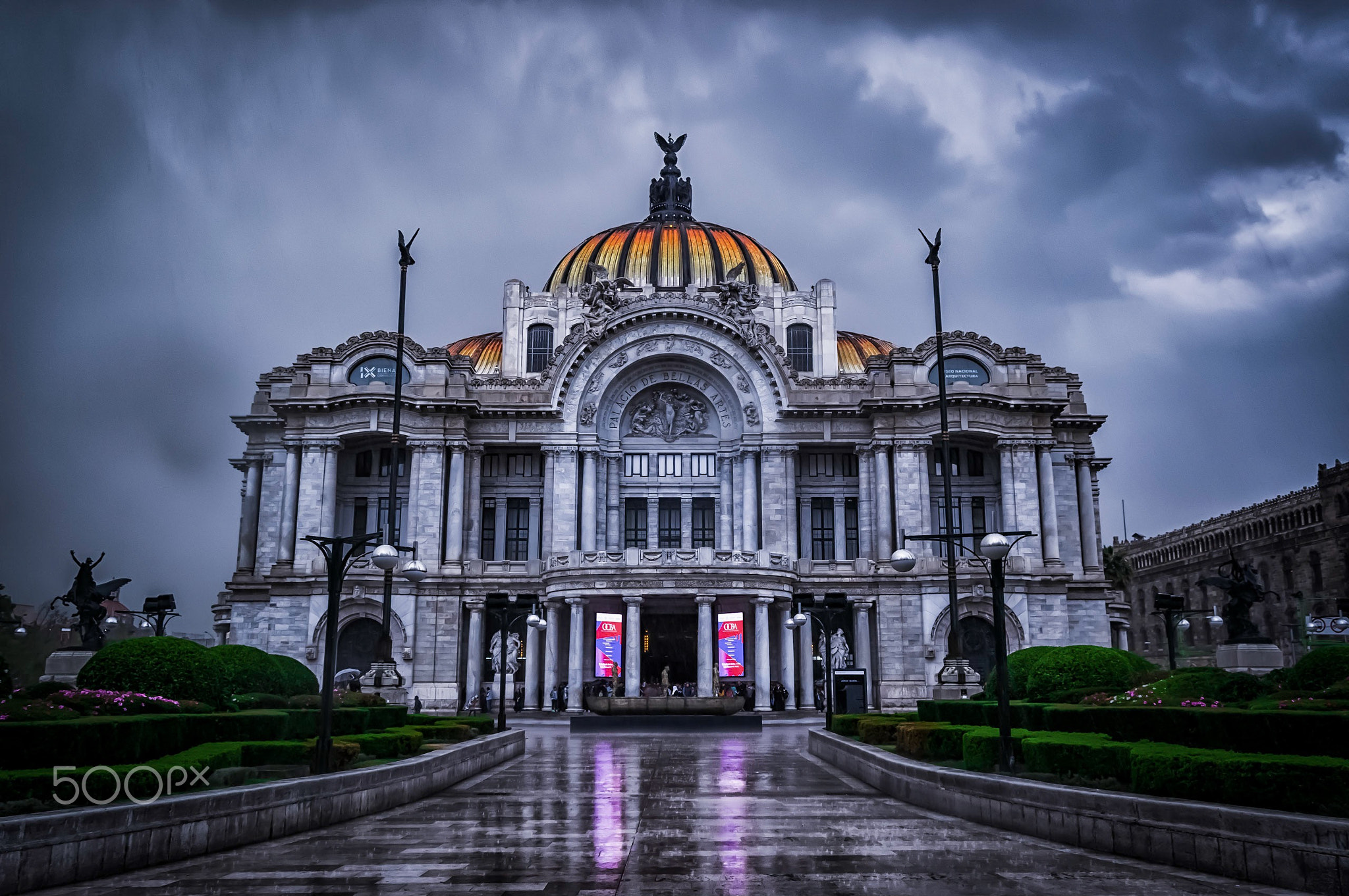 Rainy afternoon at Bellas Artes Palace Ver. 3