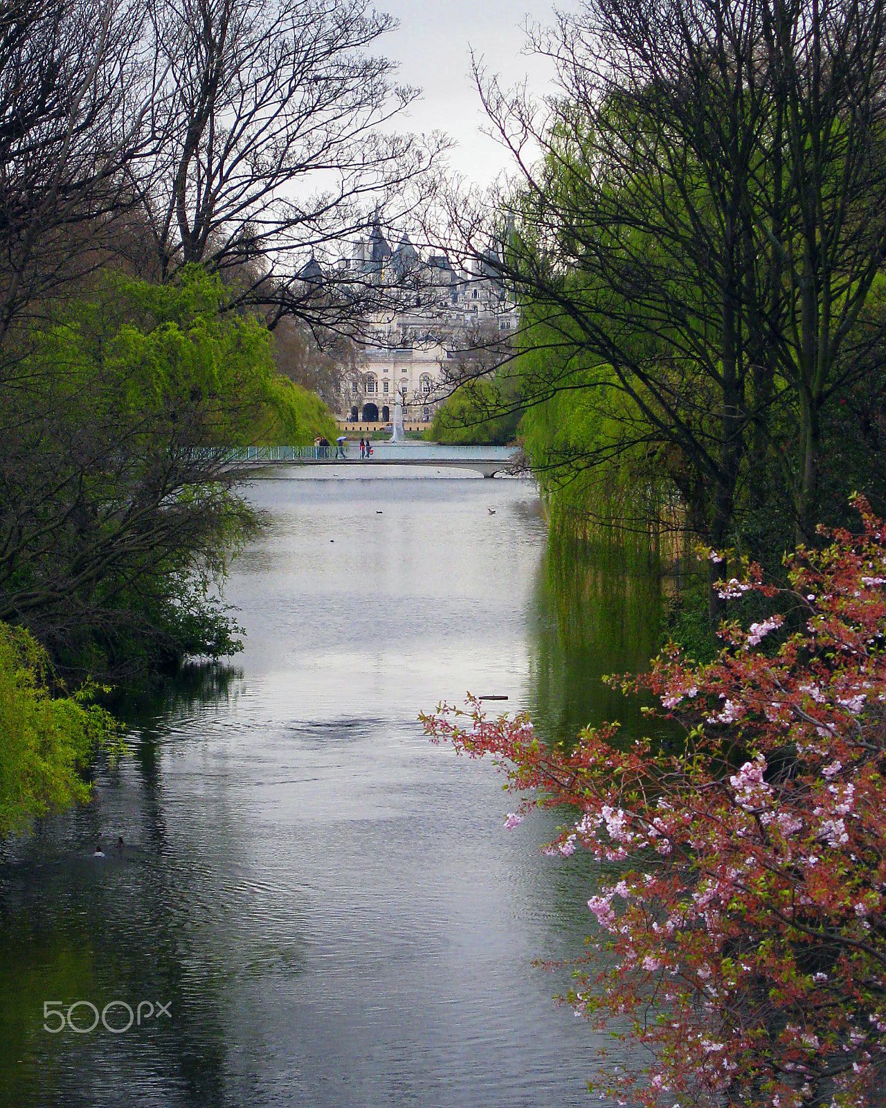 Canon POWERSHOT SD850 IS sample photo. St james park london photography