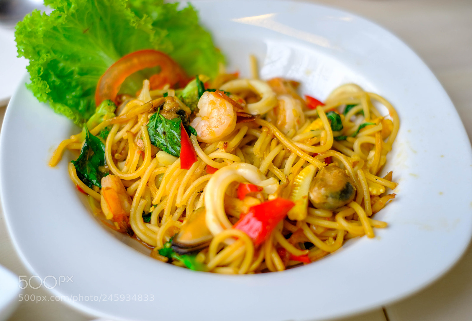 Fujifilm X-T20 sample photo. Fried spaghetti with sea photography