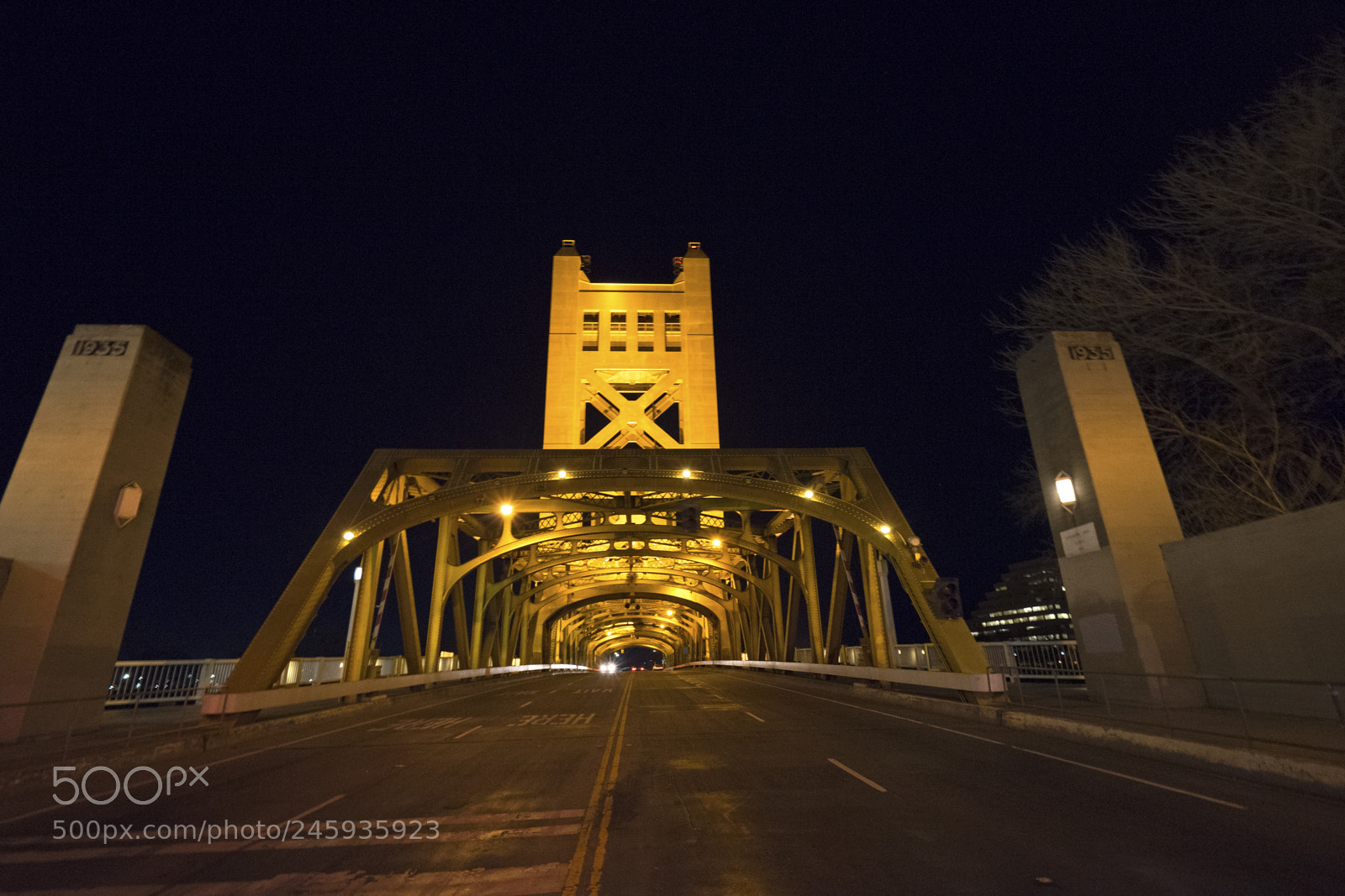 Sony a7 II sample photo. Sony 3699 golden arches photography