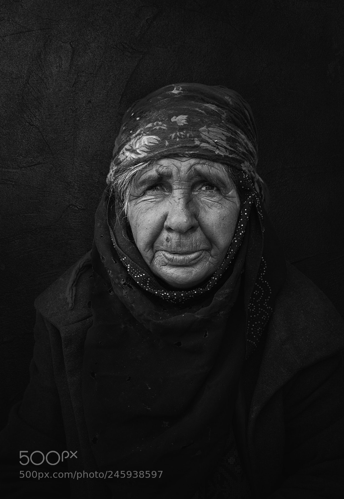 Nikon D610 sample photo. Old women from petra photography