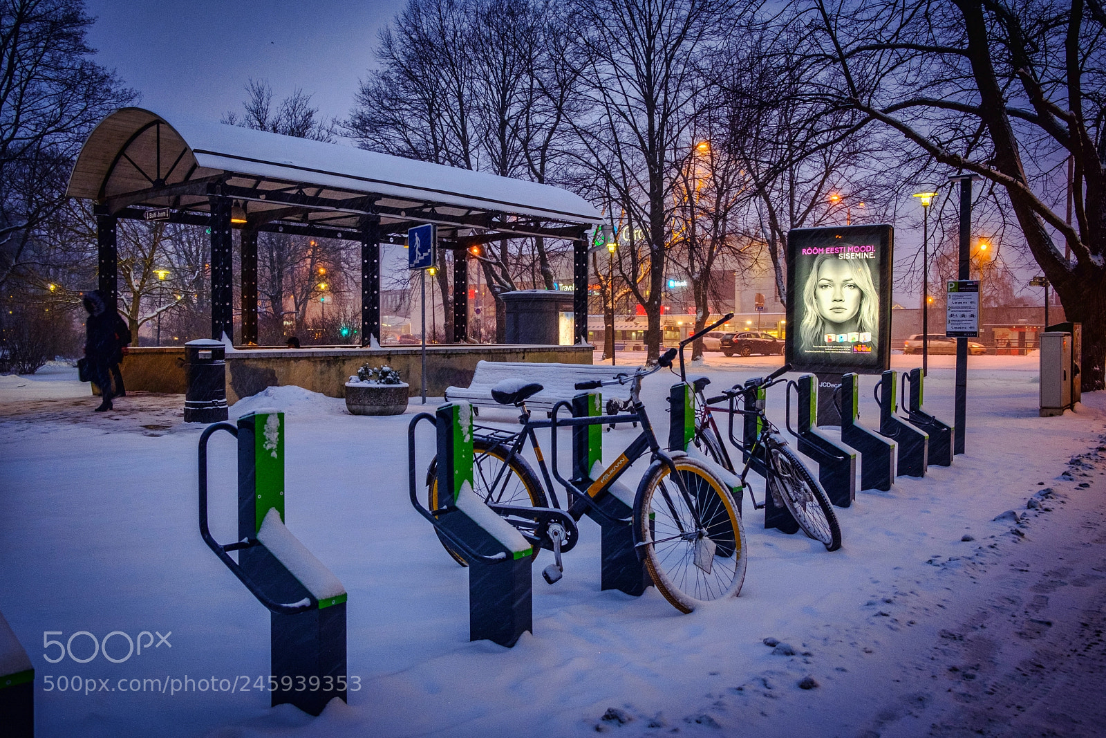 Fujifilm X-T20 sample photo. Winter in the city photography