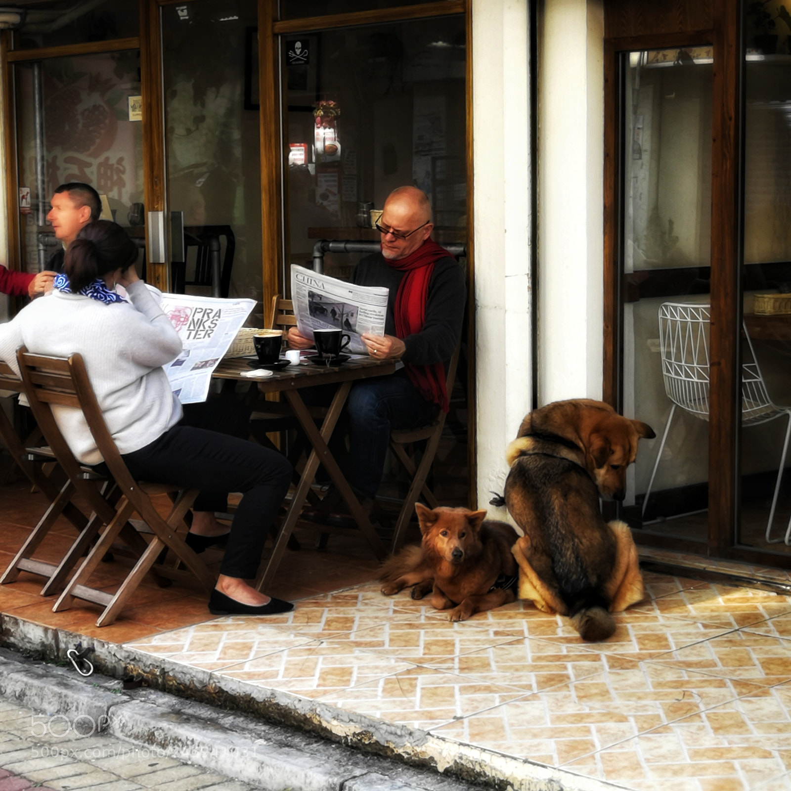HUAWEI P10 Plus sample photo. Morning, hongkong street photography