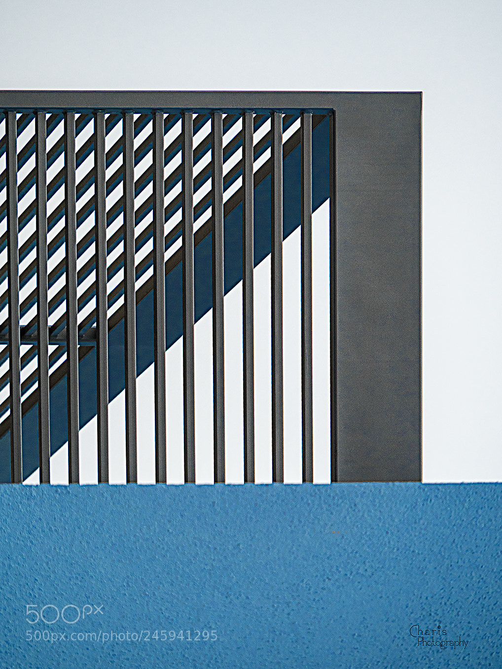 Olympus OM-D E-M5 II sample photo. Colored geometries photography
