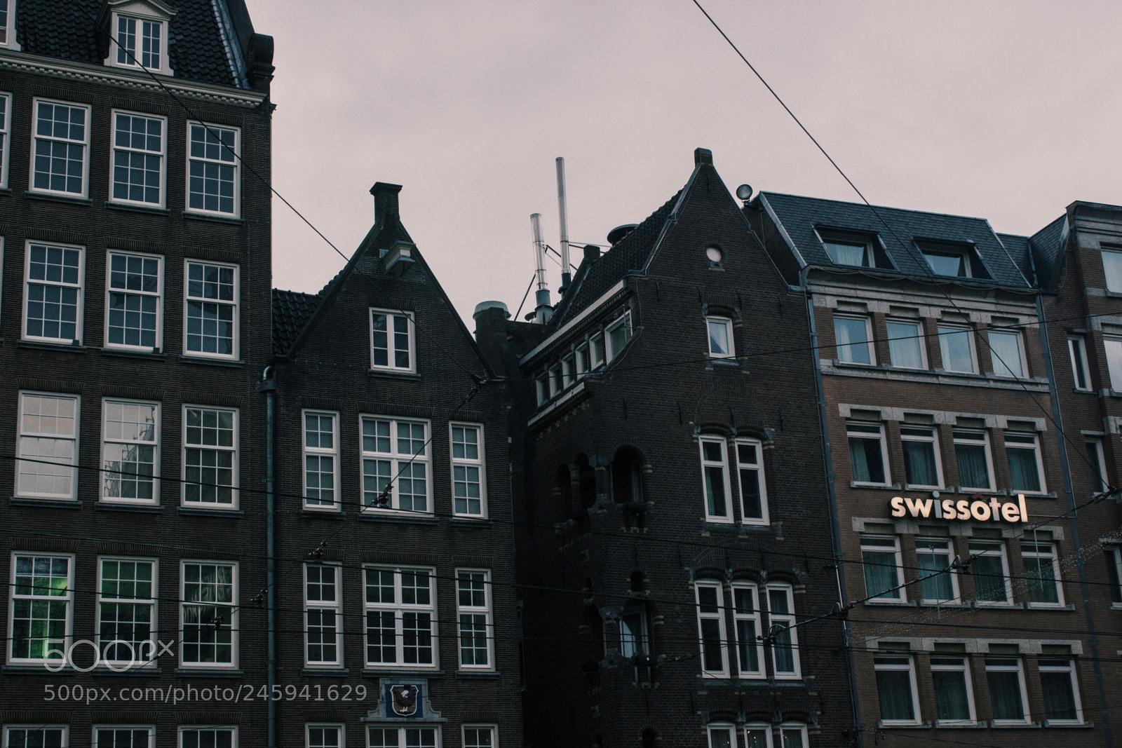Canon EOS 550D (EOS Rebel T2i / EOS Kiss X4) sample photo. Rainy amsterdam photography