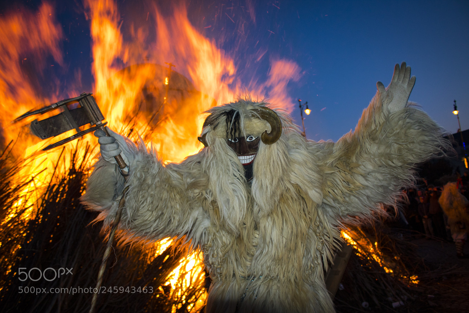 Canon EOS 750D (EOS Rebel T6i / EOS Kiss X8i) sample photo. Traditional fire dance photography
