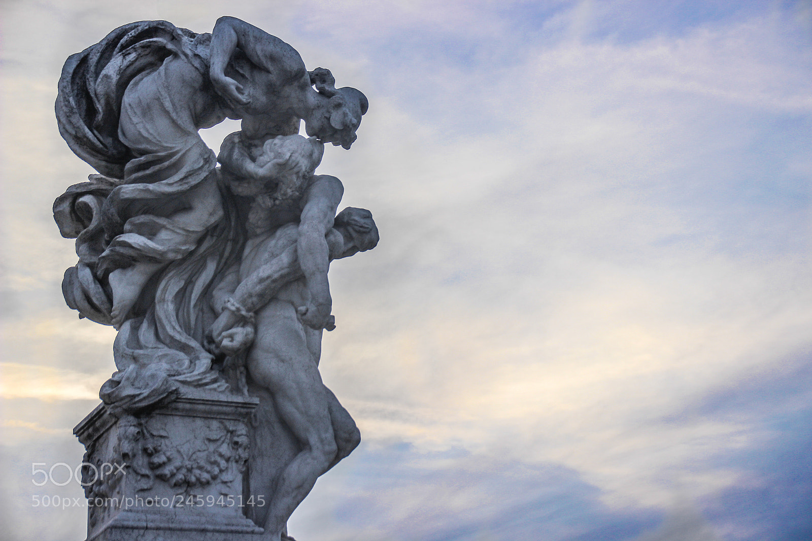 Canon EOS 600D (Rebel EOS T3i / EOS Kiss X5) sample photo. The kiss - altare photography