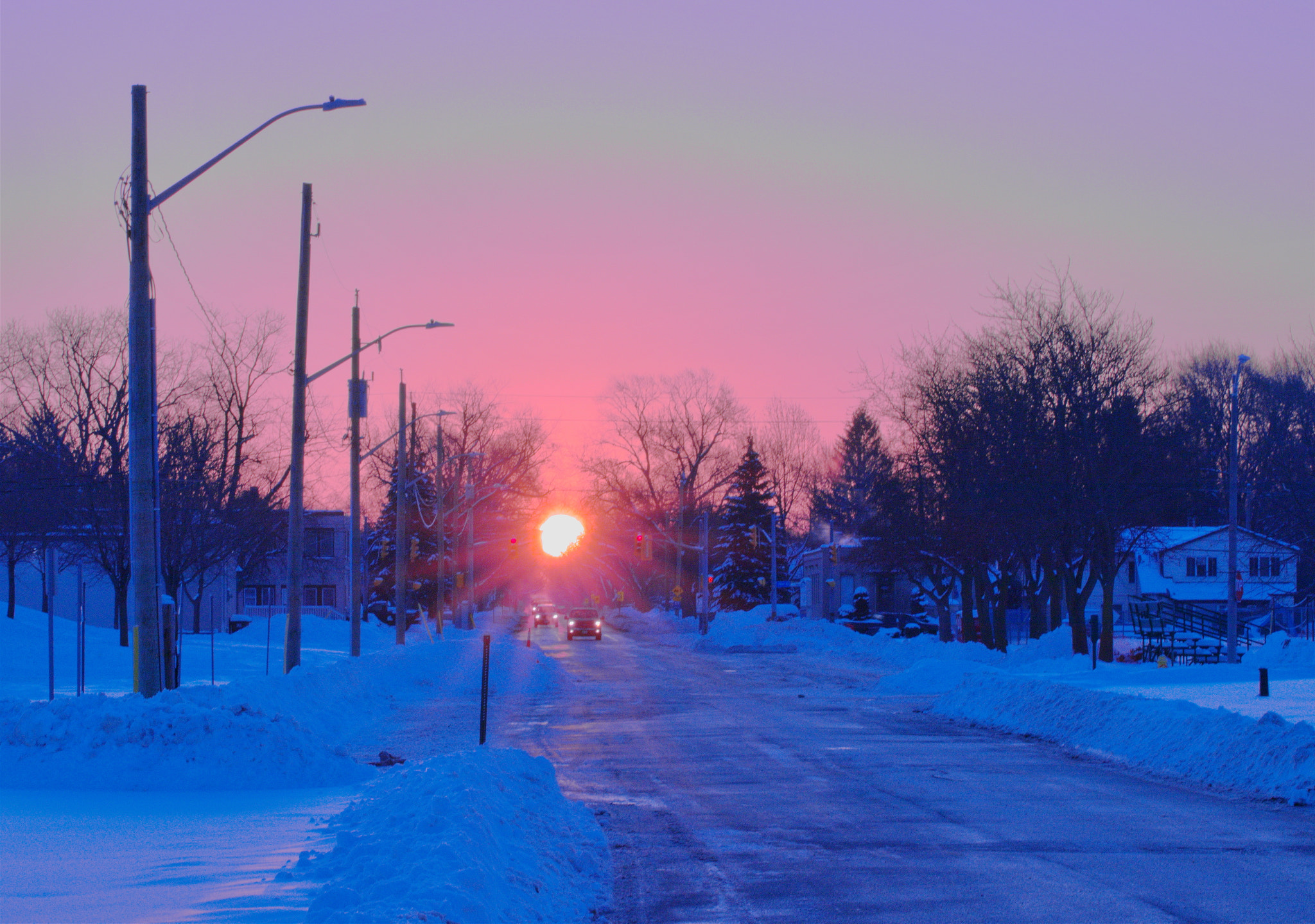 Canon EOS 800D (EOS Rebel T7i / EOS Kiss X9i) + Tamron SP 35mm F1.8 Di VC USD sample photo. Sunrise in canada country photography