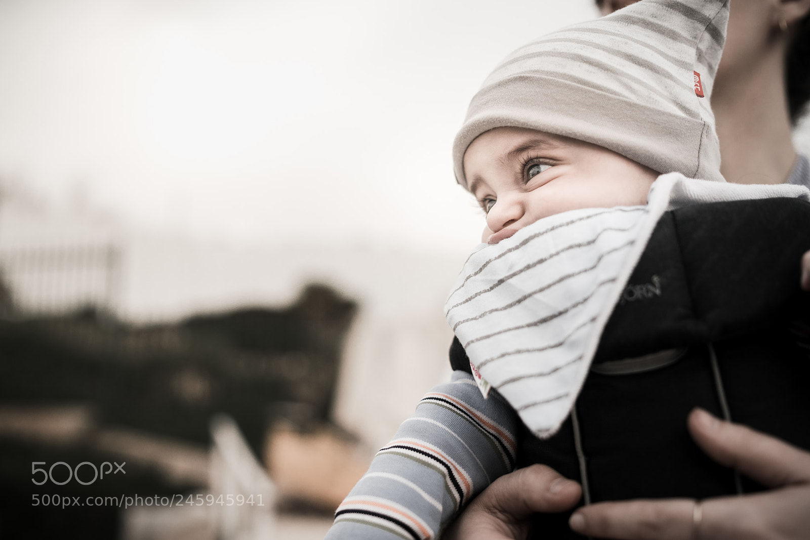 Sony a7R II sample photo. Biting baby photography
