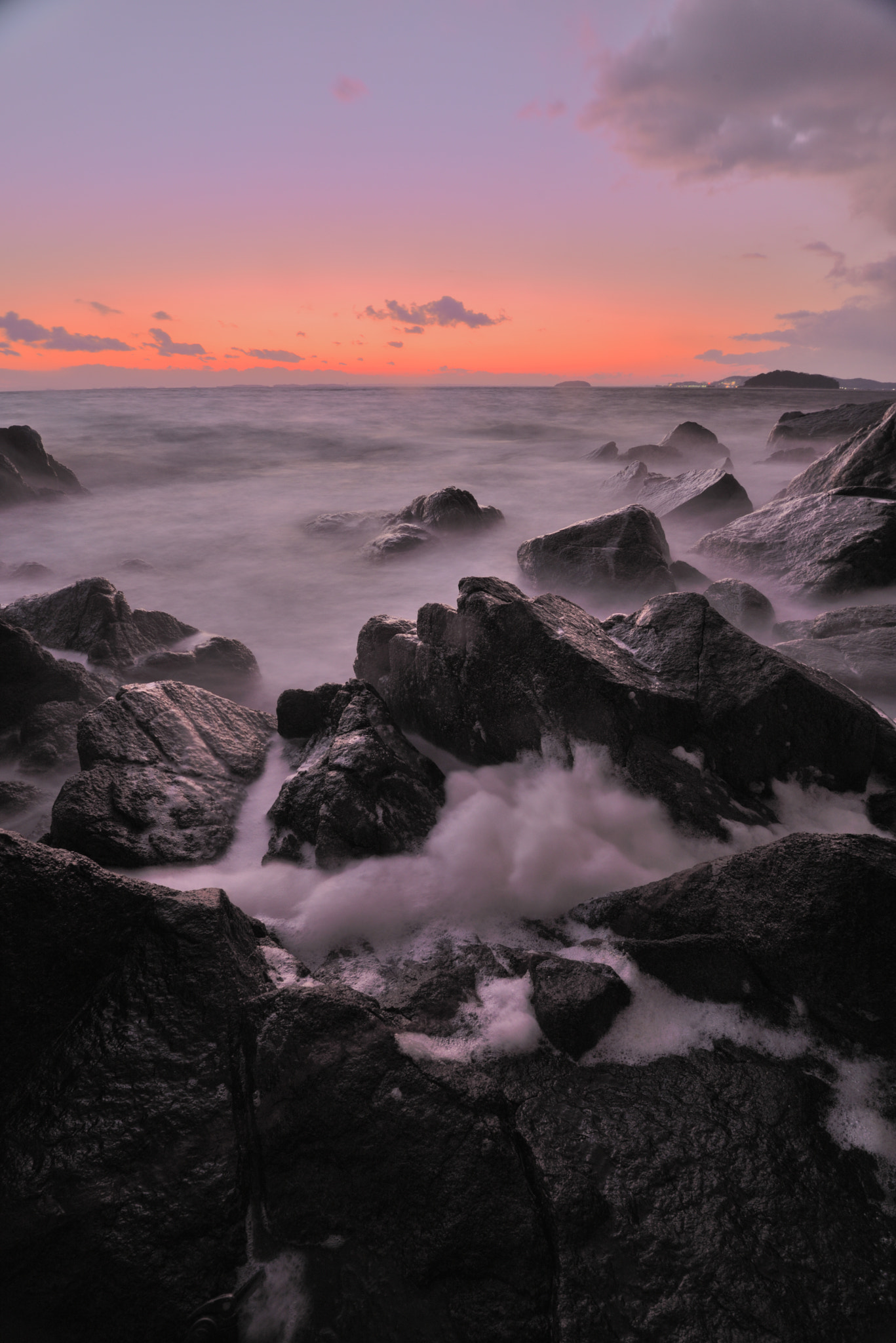 Nikon AF-S Nikkor 16-35mm F4G ED VR sample photo. Coast photography