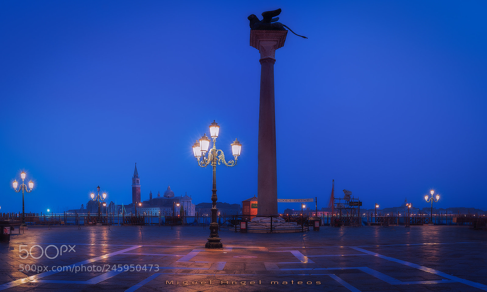 Nikon D610 sample photo. Blue hour in venice photography