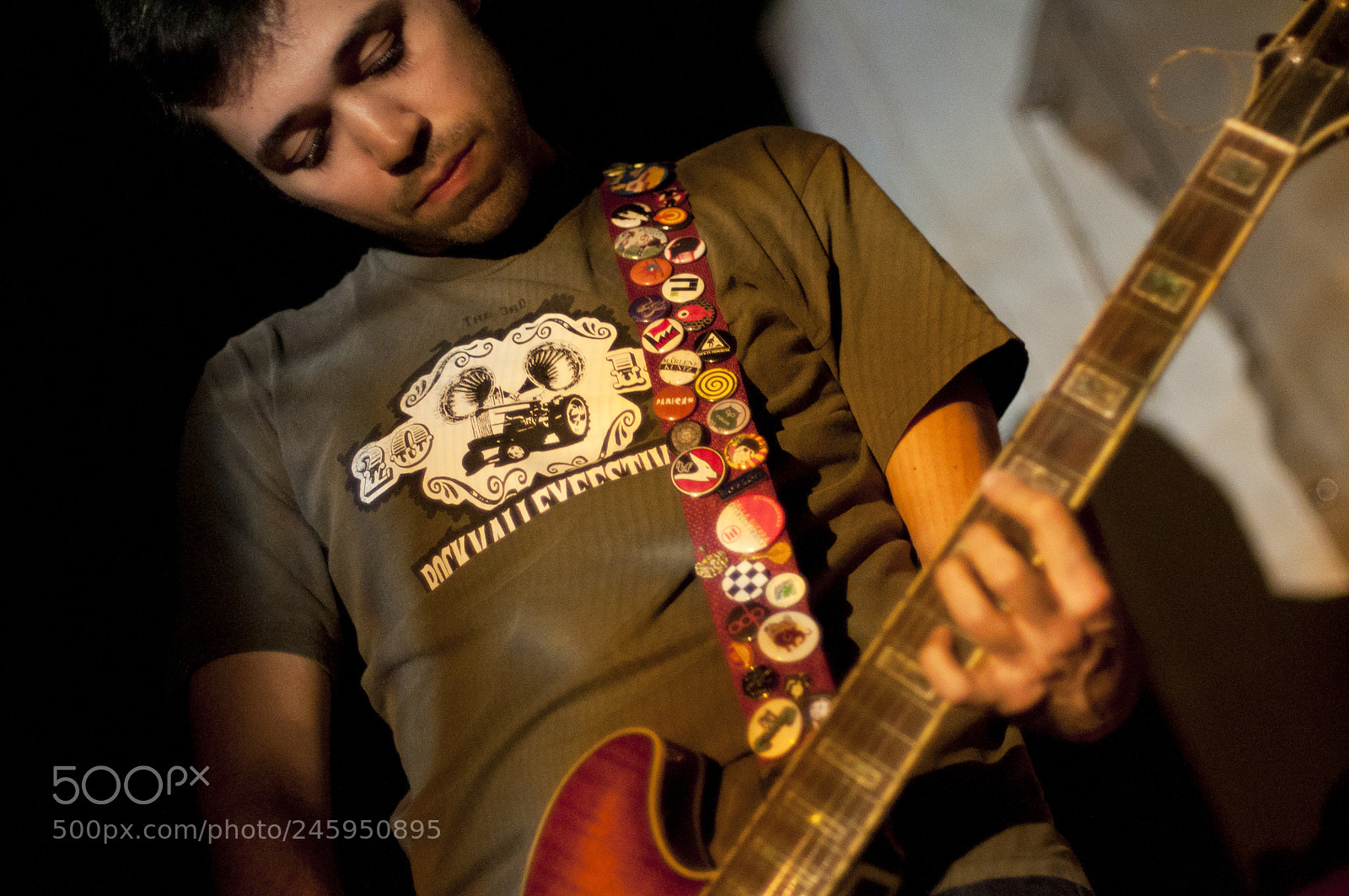 Nikon D90 sample photo. While my guitar gently photography