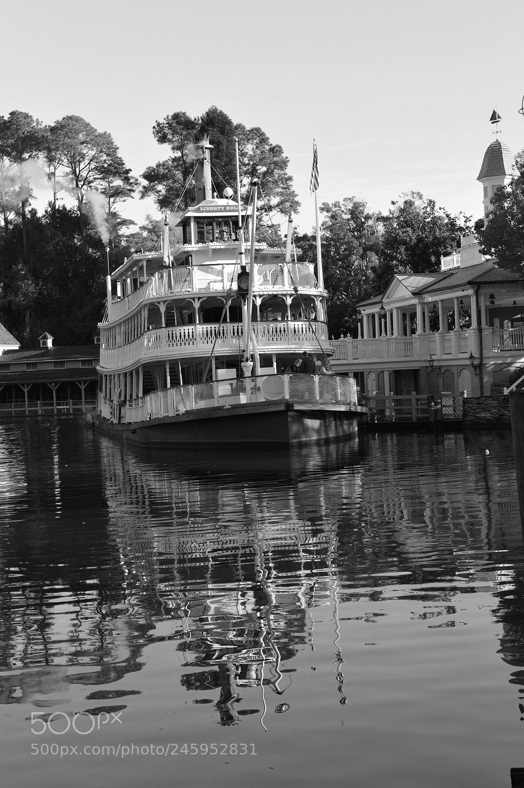 Nikon D700 sample photo. The past in present photography
