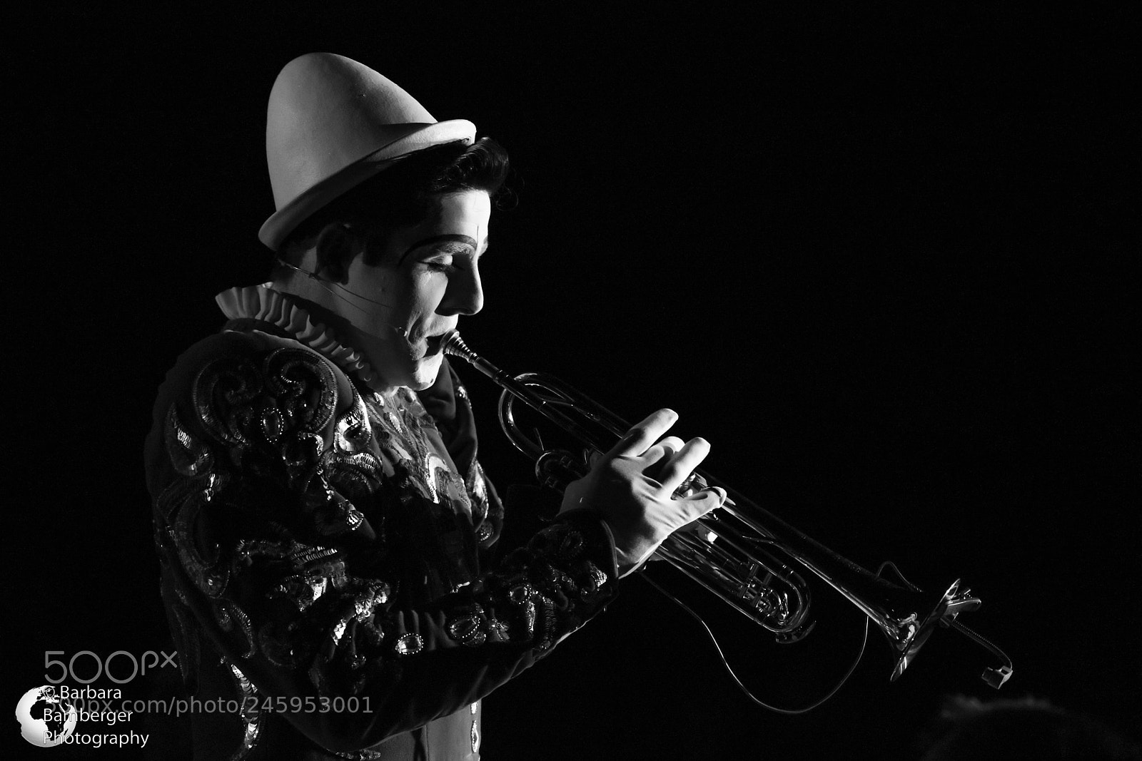 Canon EOS 5DS R sample photo. Clown tonito alexis photography
