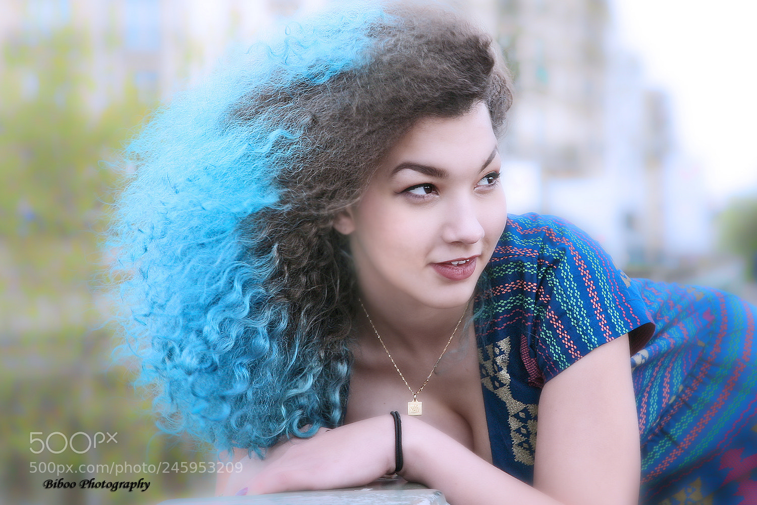 Canon EOS 5D sample photo. Happy blue photography