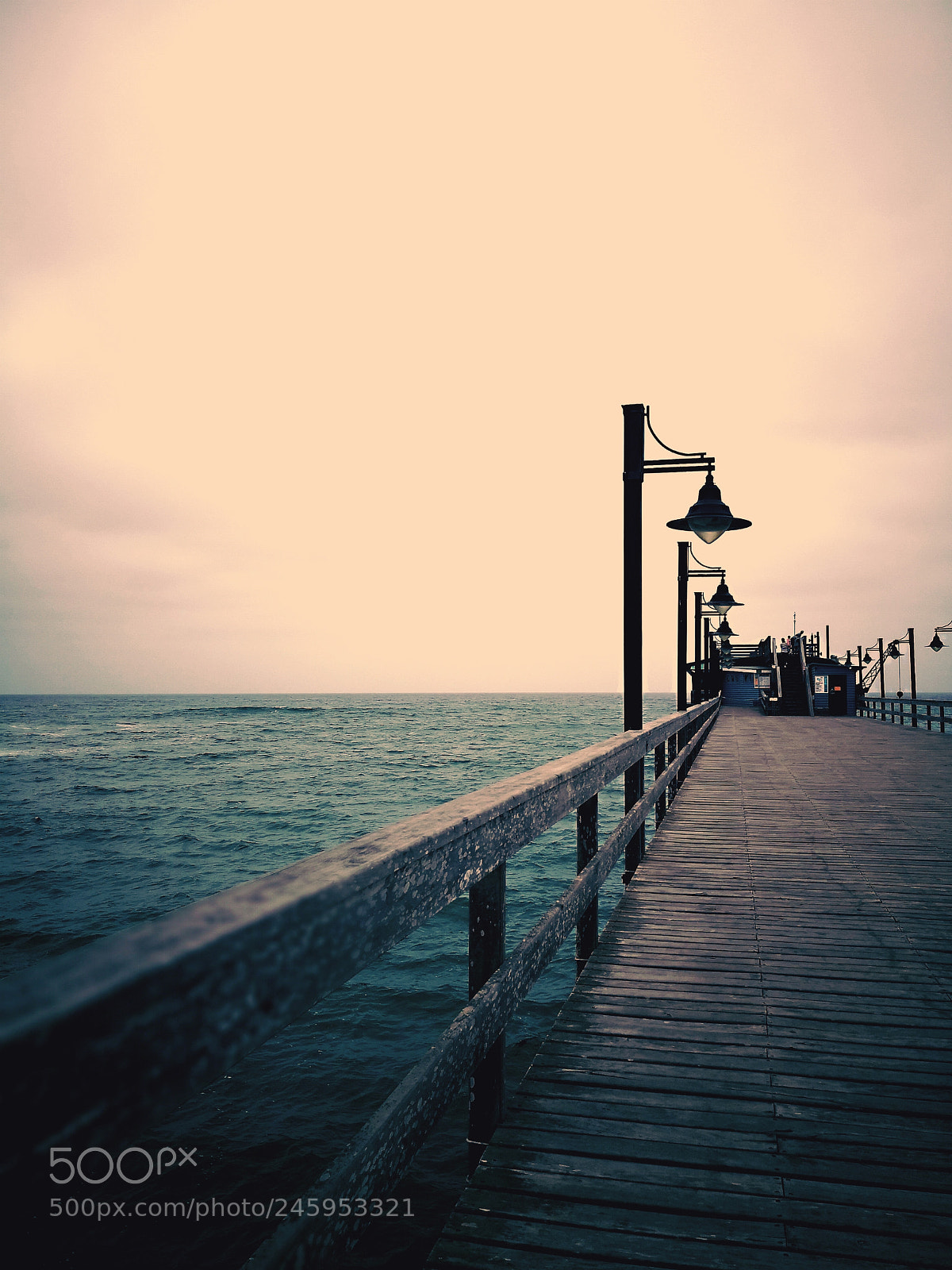 HUAWEI Mate 10 Pro sample photo. Gloomy day at the photography