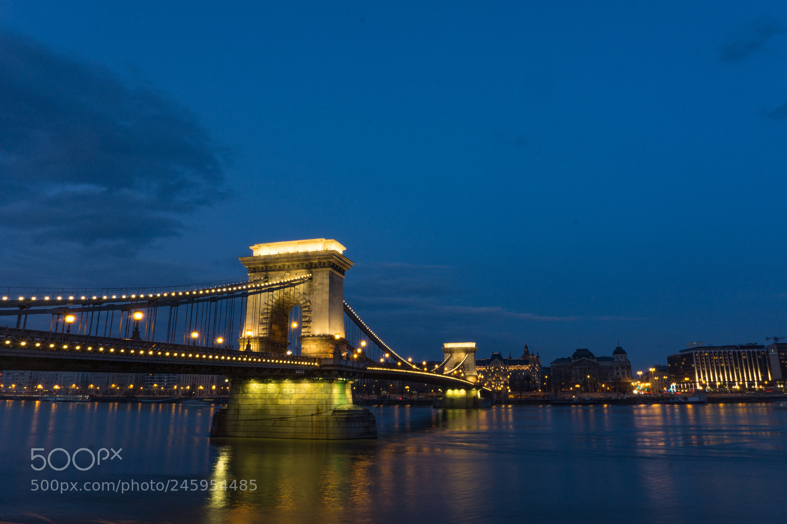 Sony a6000 sample photo. Chain bridge photography