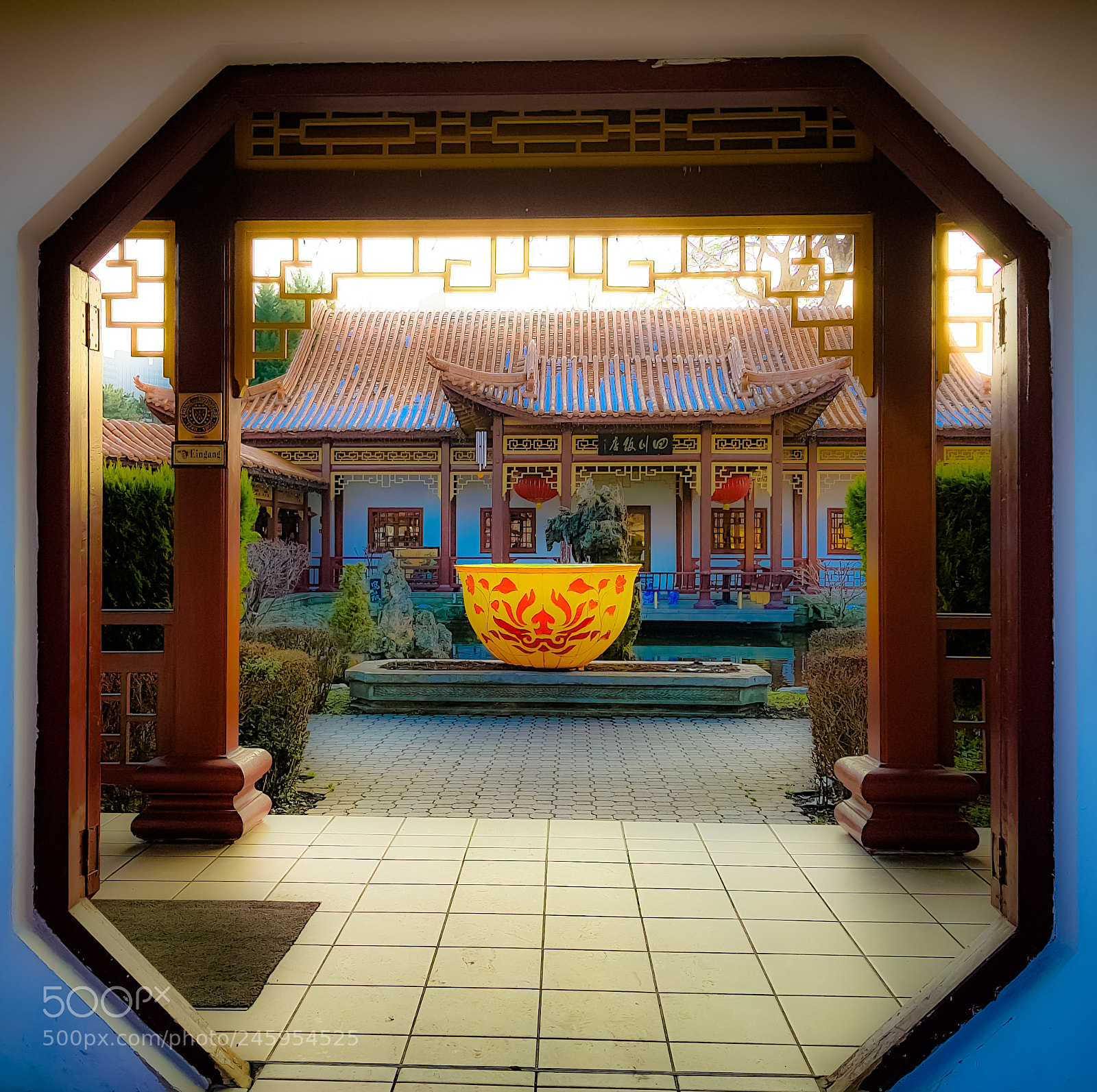 Samsung Galaxy S8 sample photo. China restaurant vienna photography