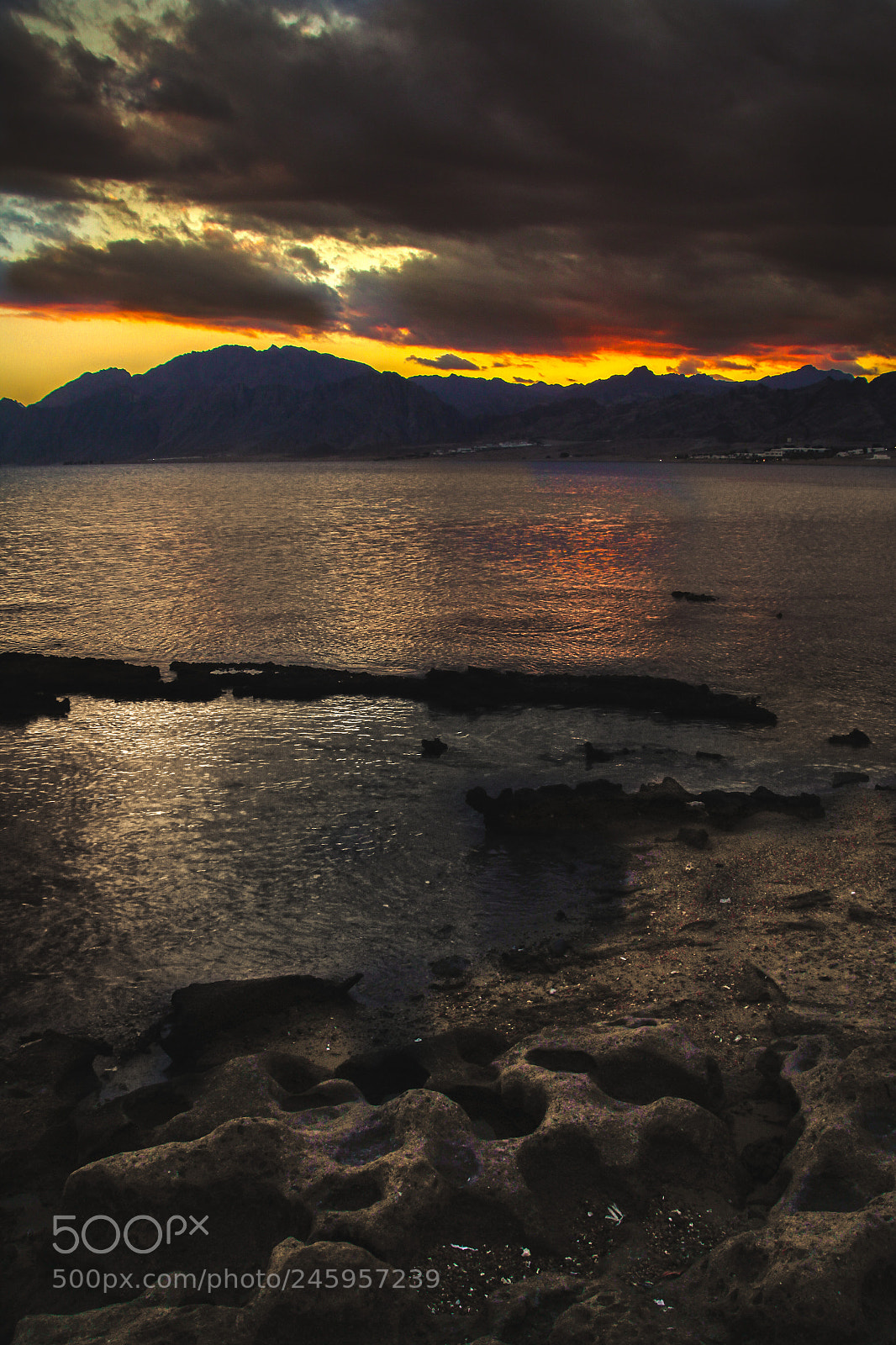Canon EOS 700D (EOS Rebel T5i / EOS Kiss X7i) sample photo. A sad sunset photography