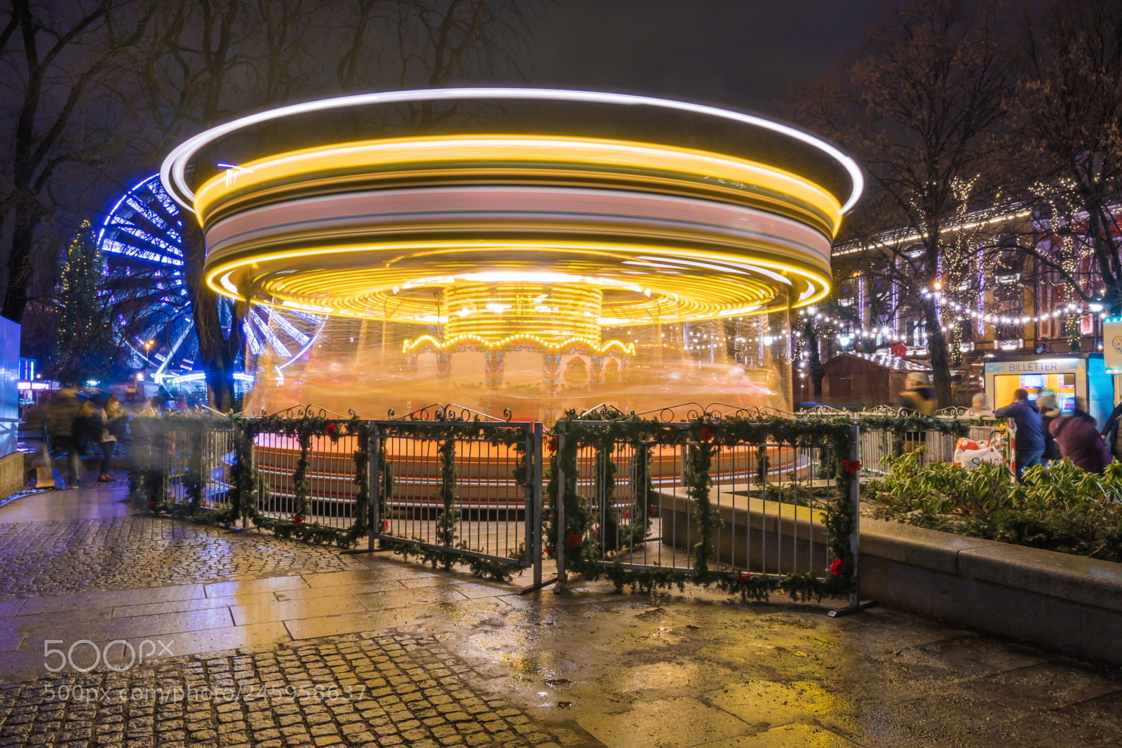 Sony a6500 sample photo. When everything spin around photography