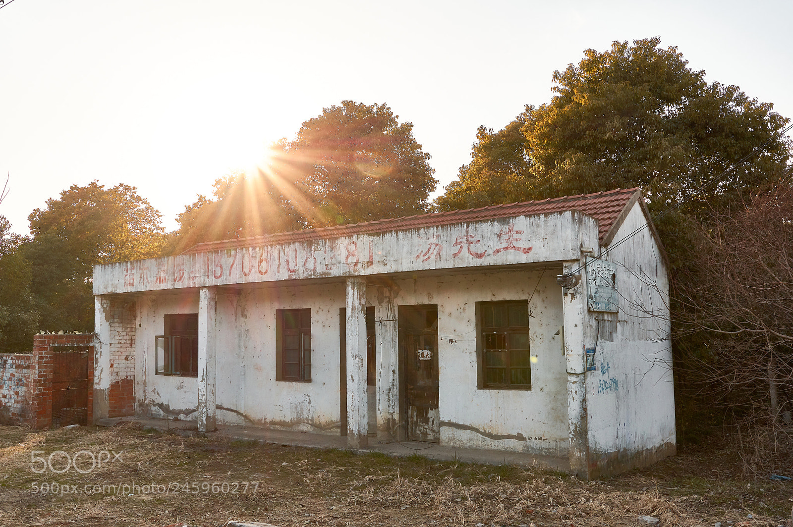 Pentax K-3 II sample photo. 废弃的小屋 photography