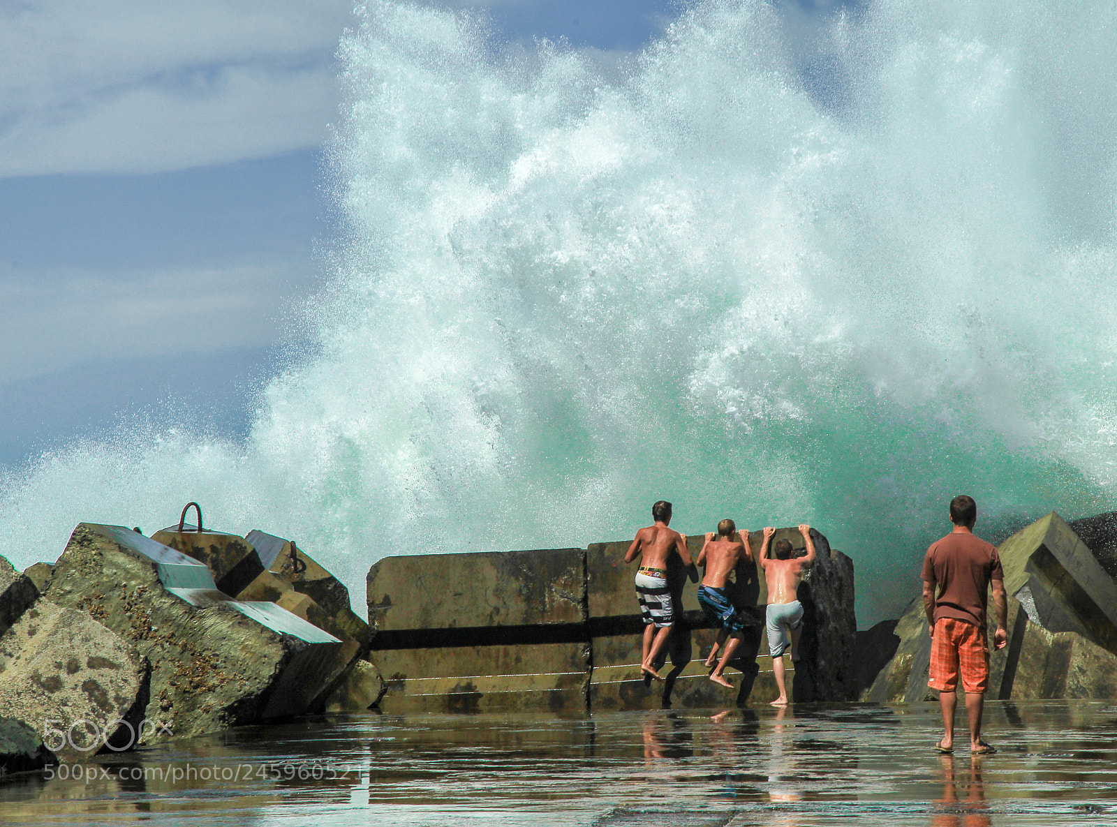 Canon EOS-1D Mark IV sample photo. Vague biarritz photography