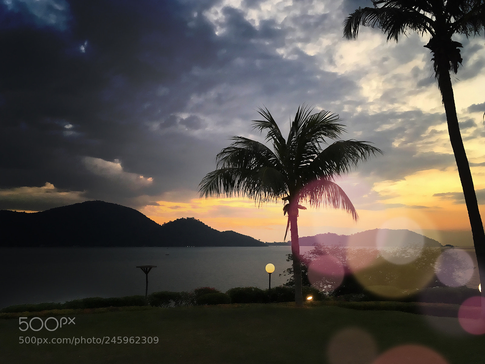 Apple iPhone SE sample photo. Pangkor, malaysia sunset photography