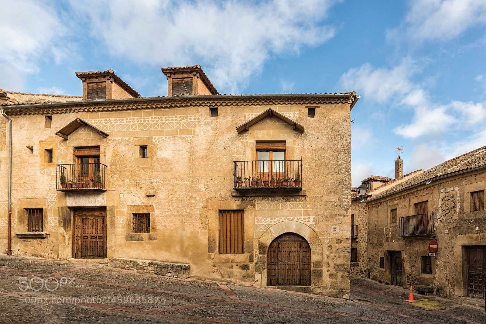 Canon EOS 6D Mark II sample photo. Pedraza  201017-6105 photography