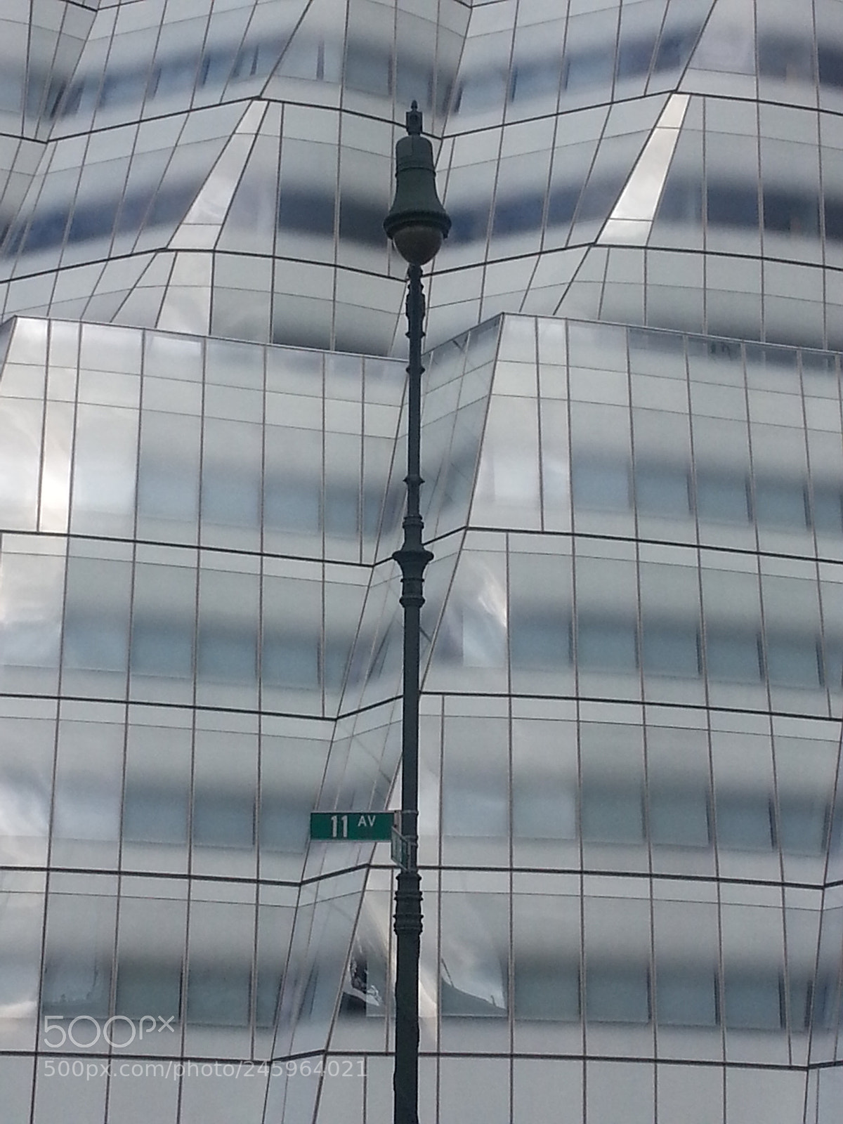 Samsung Galaxy S3 sample photo. Street lamp on 11th photography