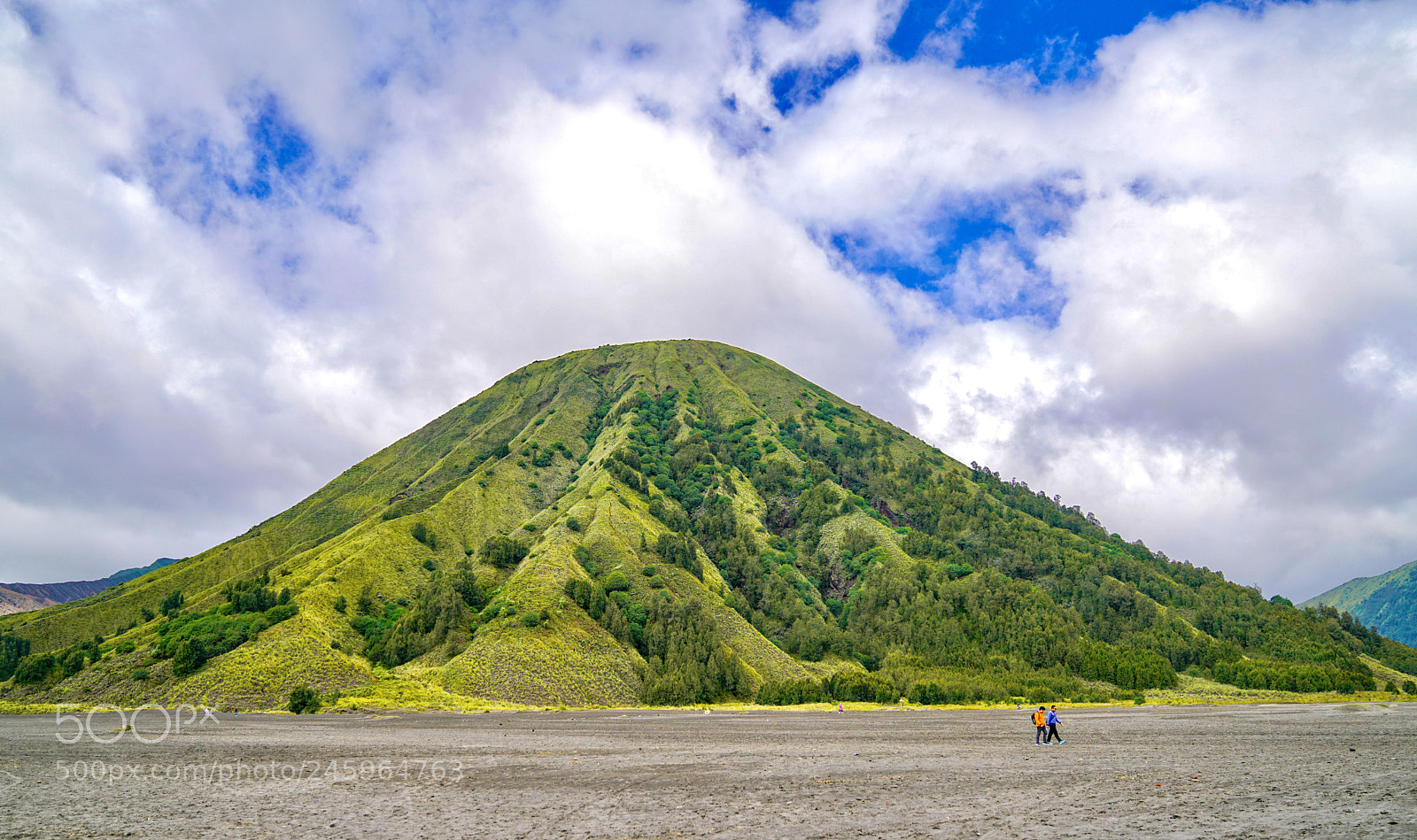 Sony a7R II sample photo. Mt batok - national photography