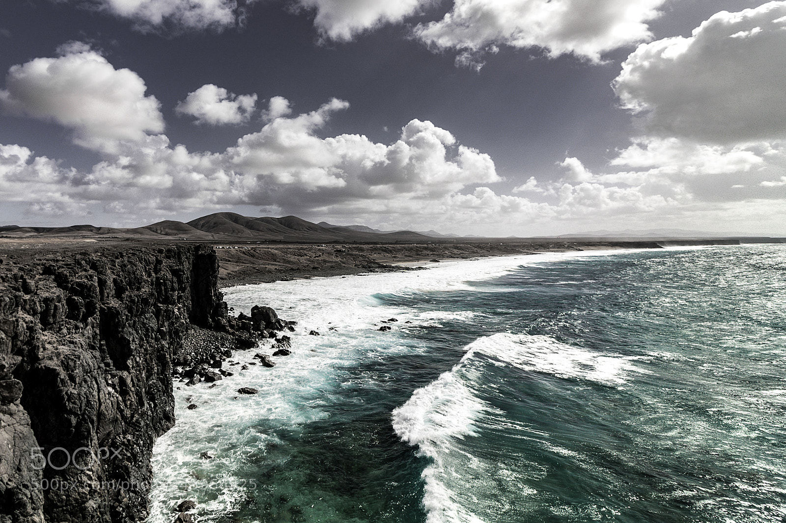 Canon EOS 750D (EOS Rebel T6i / EOS Kiss X8i) sample photo. El cotillo waves photography