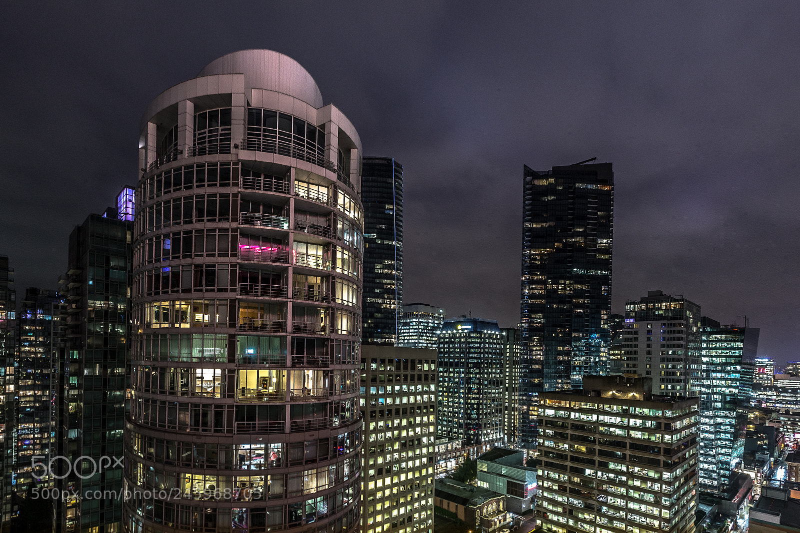 Canon EOS-1D X sample photo. Vancouver night photography