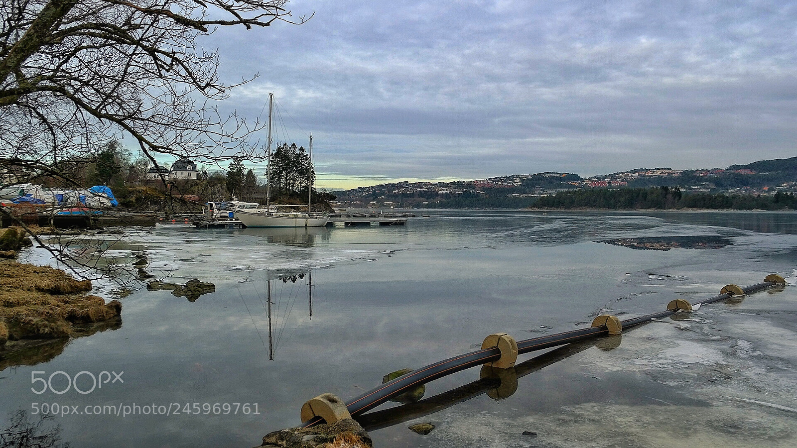 Samsung NX300 sample photo. Winter calm.. bergen, norway. photography