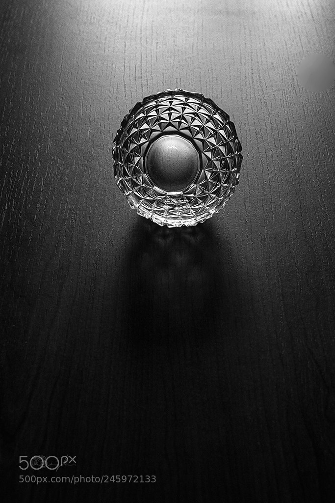 Canon EOS 500D (EOS Rebel T1i / EOS Kiss X3) sample photo. Minimalisme monocrom photography