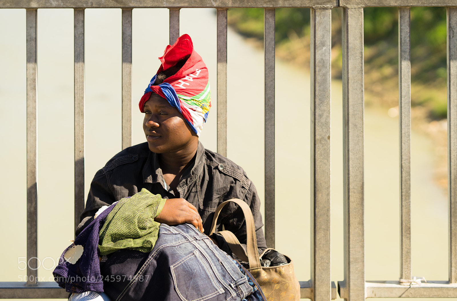 Sony a7 II sample photo. Saleswoman photography
