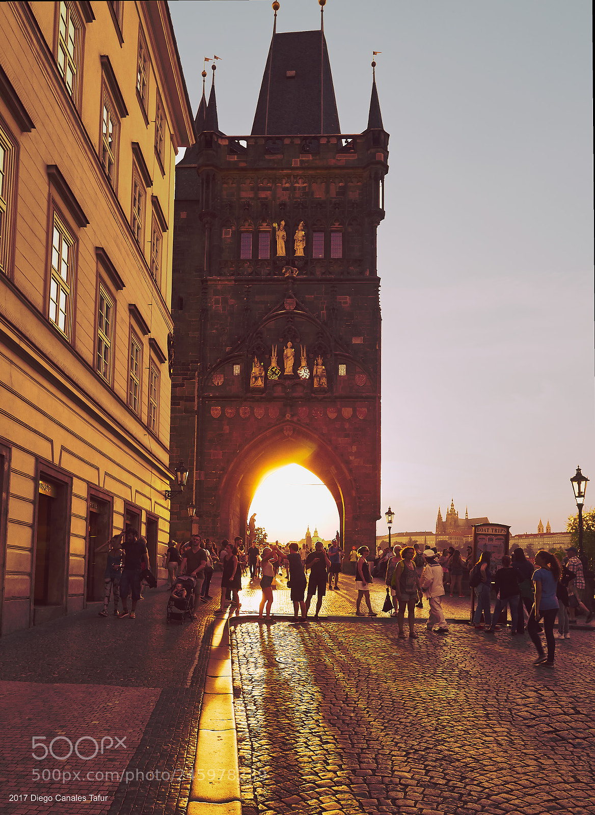 Olympus OM-D E-M1 sample photo. Prague. shining port. photography