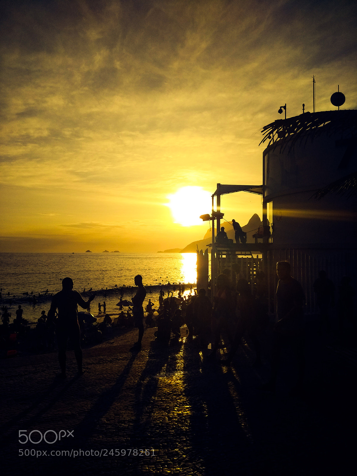 Motorola Moto G (5th Gen) sample photo. Praia do arpoador photography