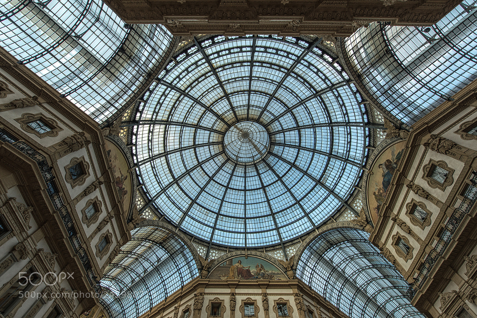 Nikon D800 sample photo. Galleria del corso day photography