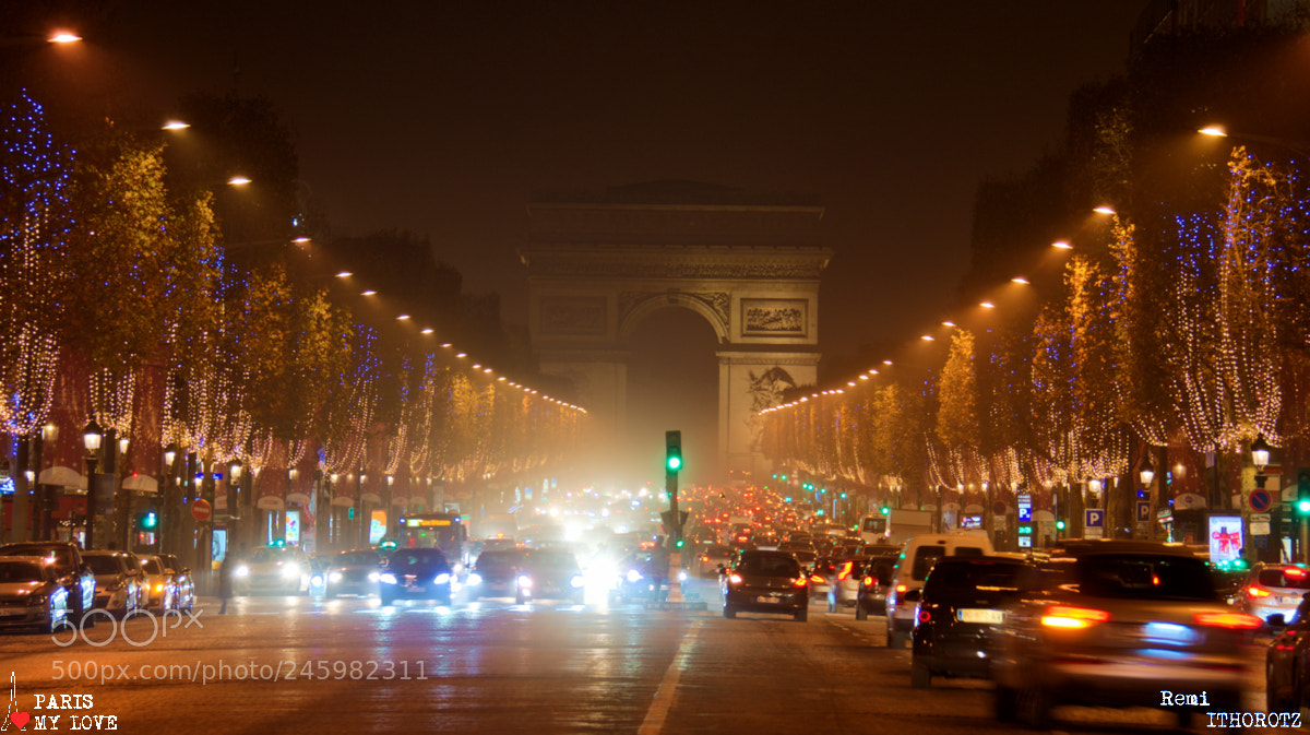 Nikon D7200 sample photo. Xmas on champs elysees photography