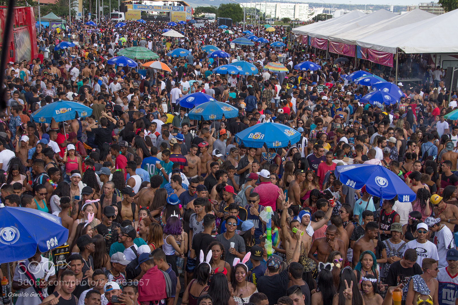 Canon EOS 600D (Rebel EOS T3i / EOS Kiss X5) sample photo. Carnaval 2018 brasil photography