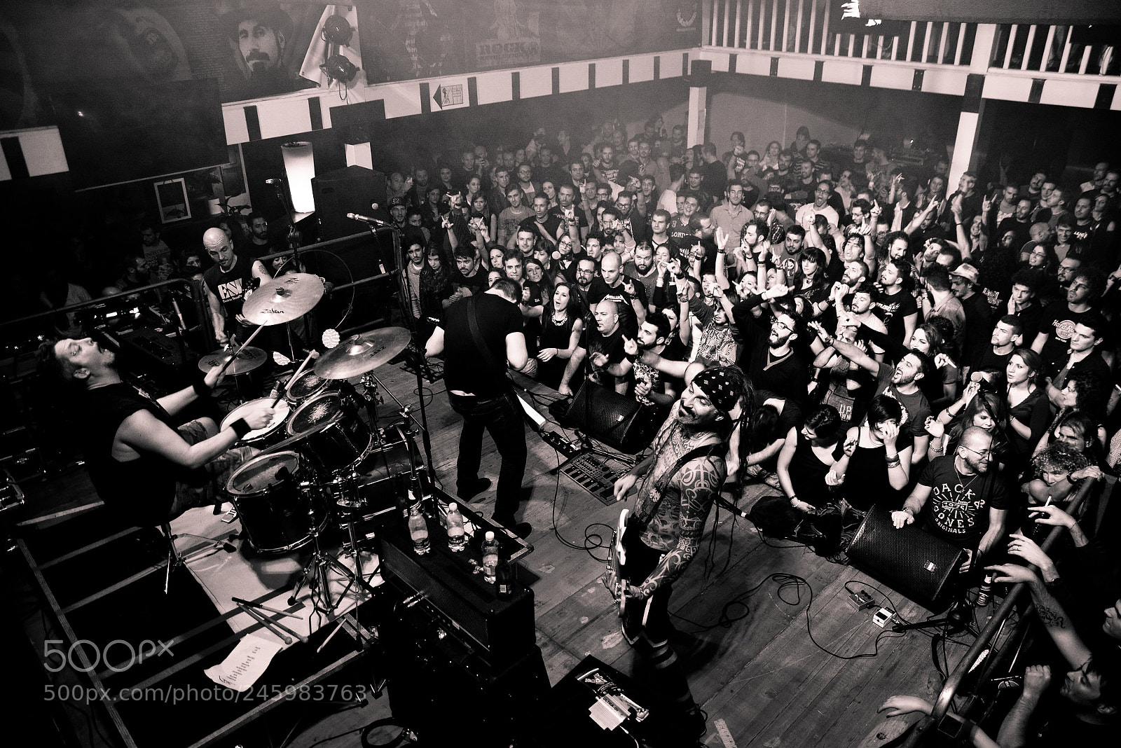 Nikon D7100 sample photo. My first concert photography