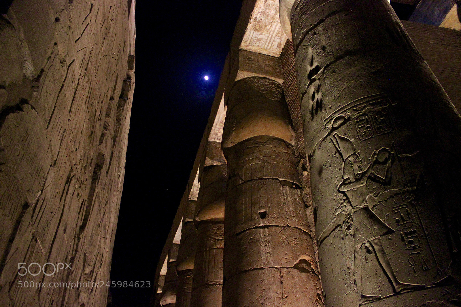 Canon EOS 600D (Rebel EOS T3i / EOS Kiss X5) sample photo. Luxor photography