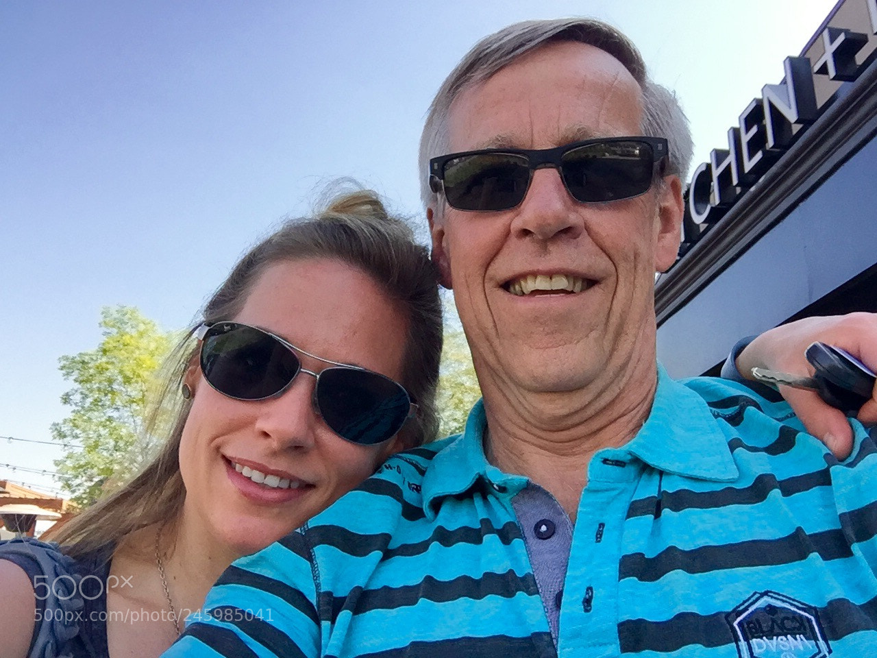 Apple iPhone 6 Plus sample photo. Fathers day with one photography