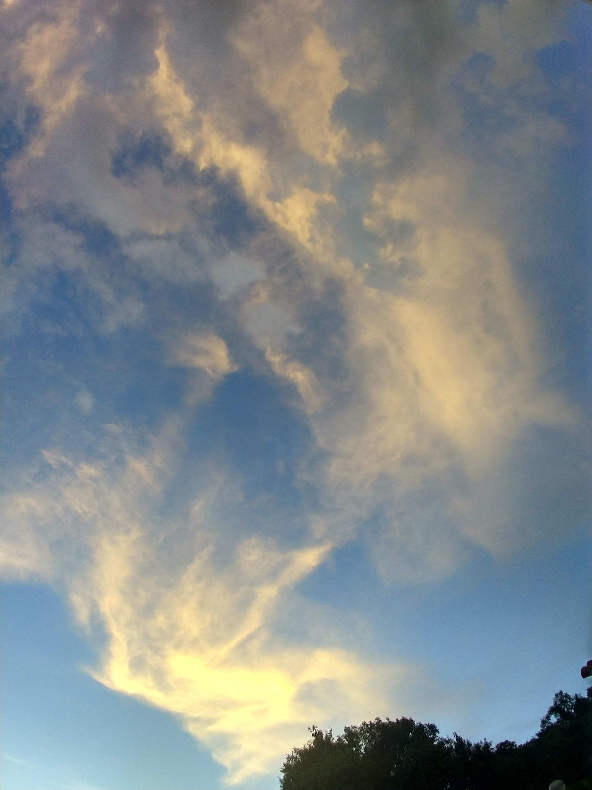Motorola moto x4 sample photo. Sky end caconde photography