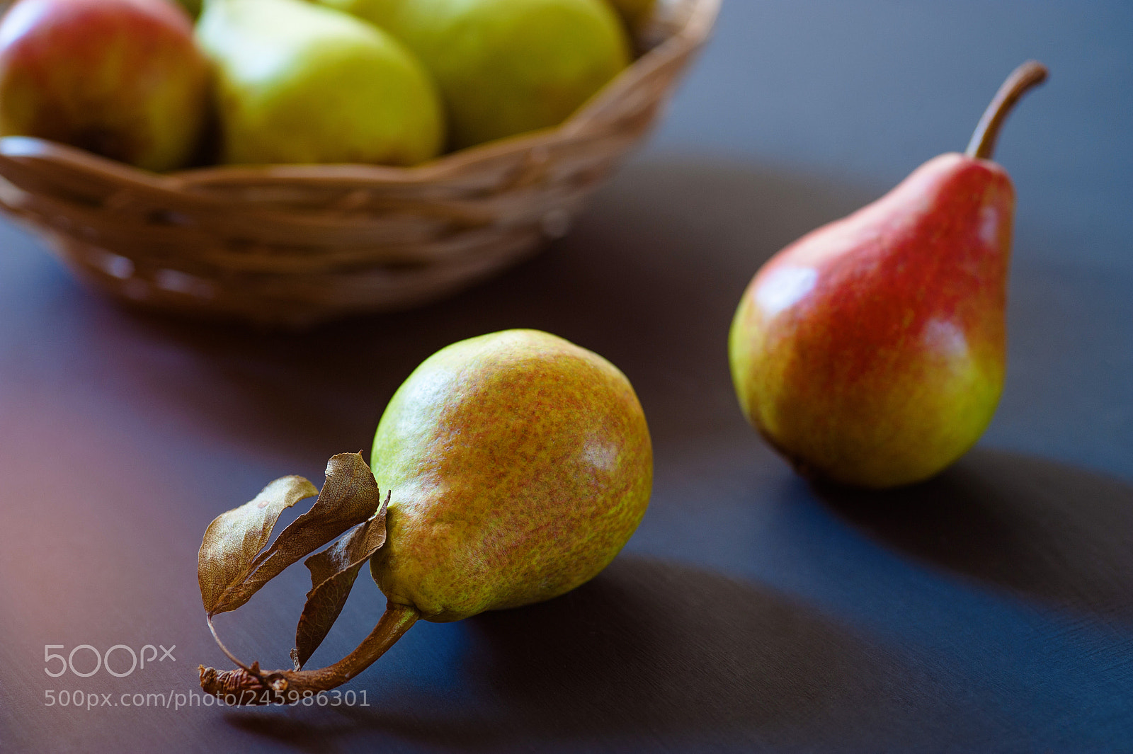Nikon D700 sample photo. Fresh pears on a photography