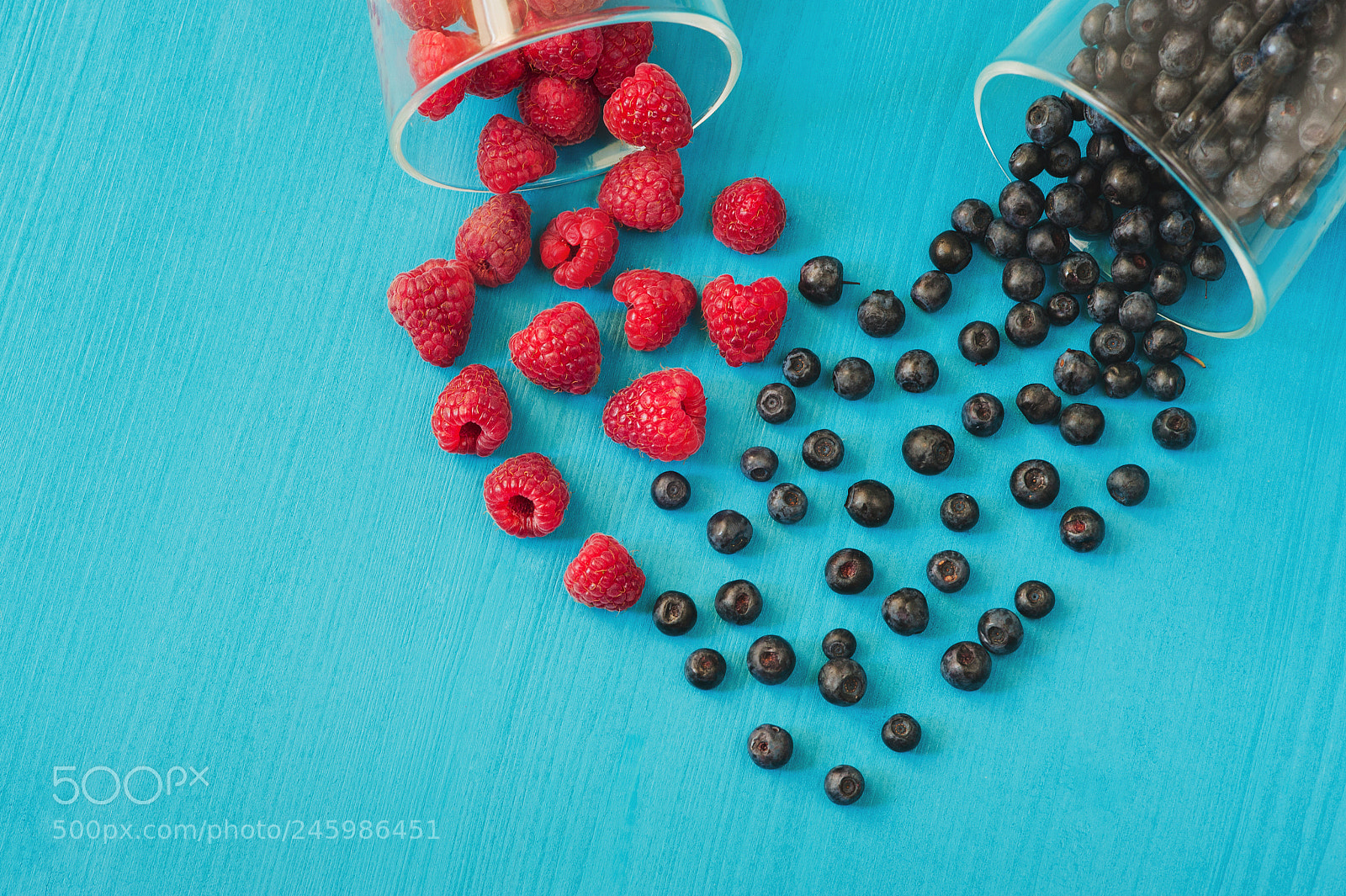 Nikon D700 sample photo. Heart shape of fresh photography