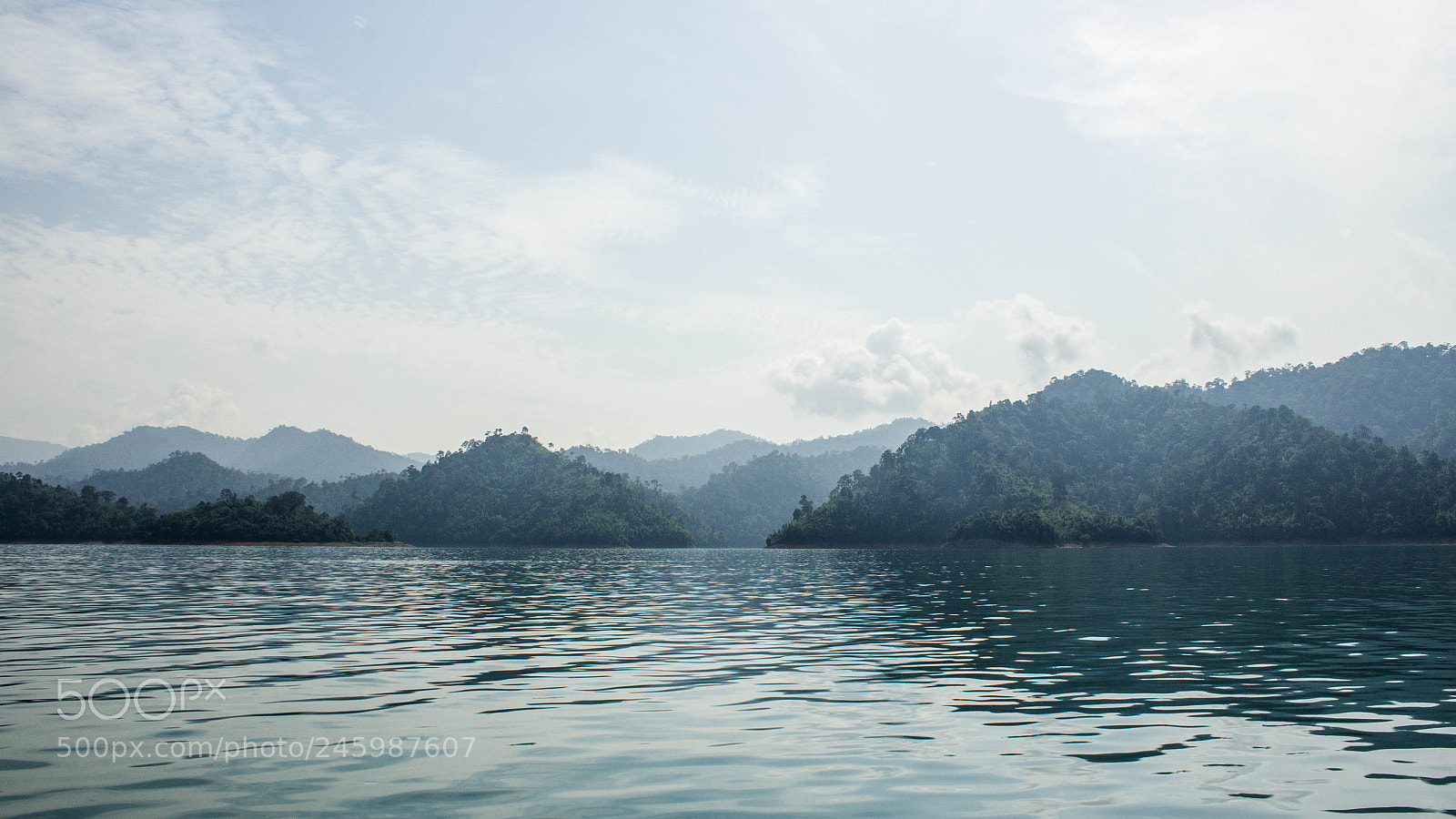 Canon EOS 600D (Rebel EOS T3i / EOS Kiss X5) sample photo. Otw: cheow lan lake photography
